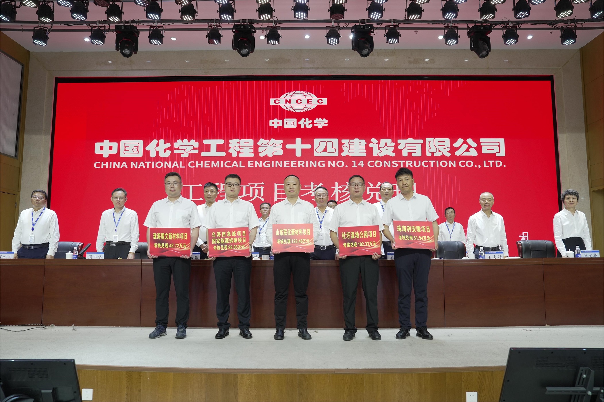 aa684f0e04cda02186323f95b188e1f.jpg aa684f0e04cda02186323f95b188e1f.jpg